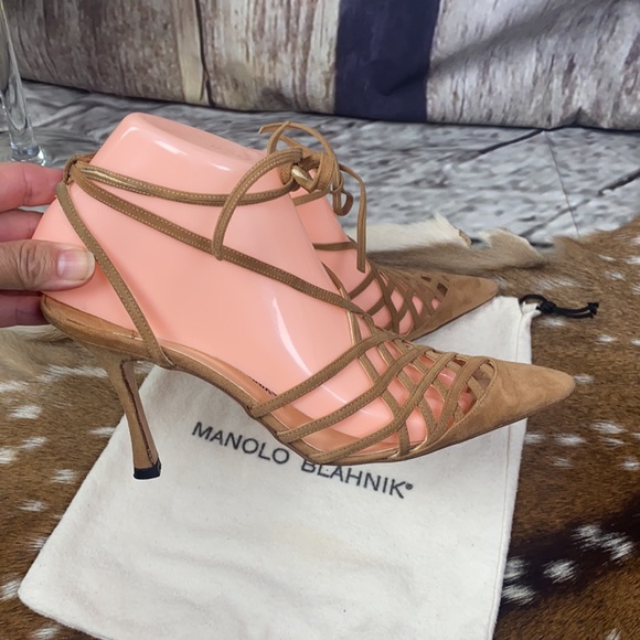 Manolo Blahnik Suede Leather Nude Heels Sz 37 - Picture 10 of 10